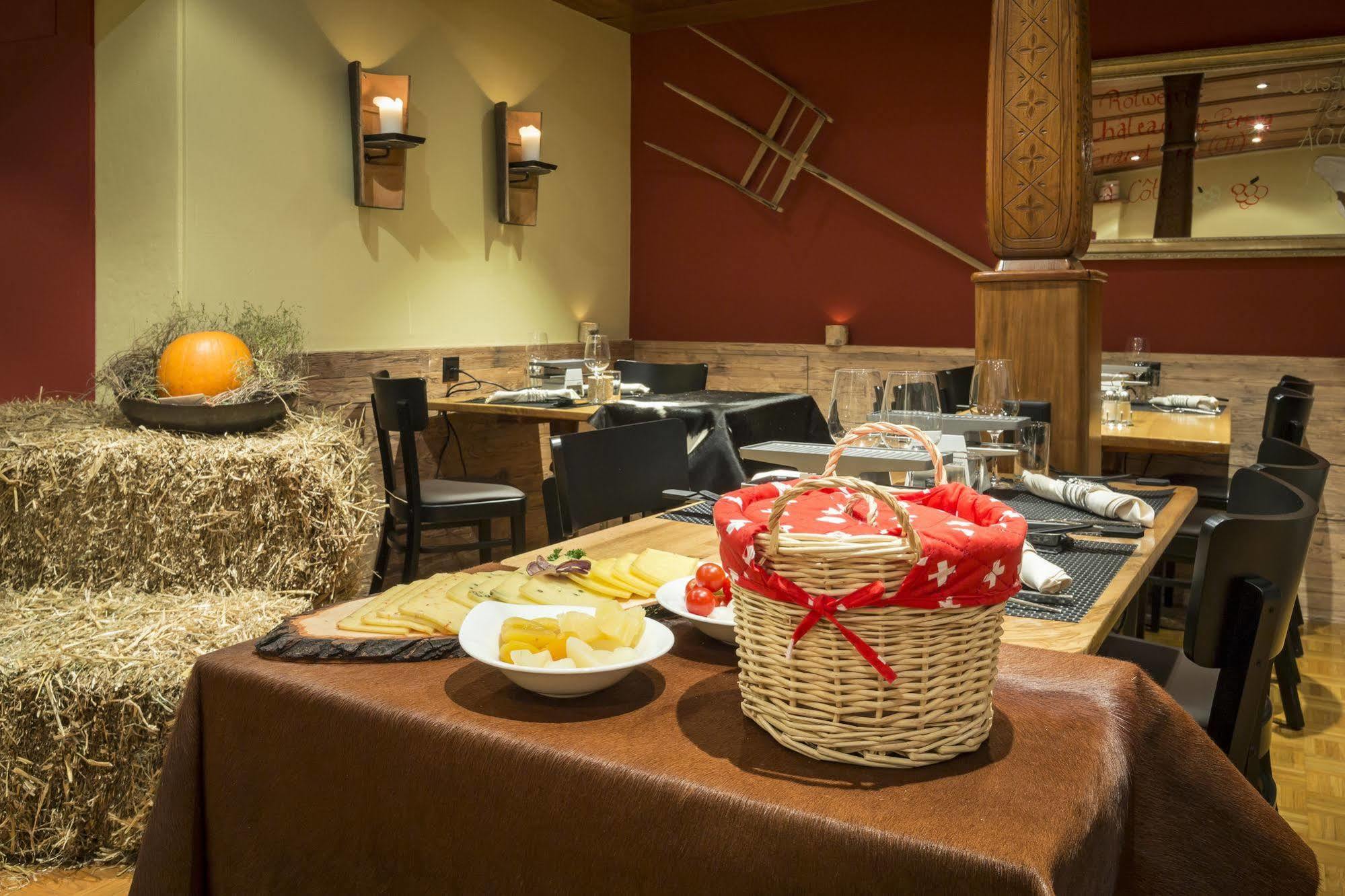 Hotel Ленцбург Экстерьер фото